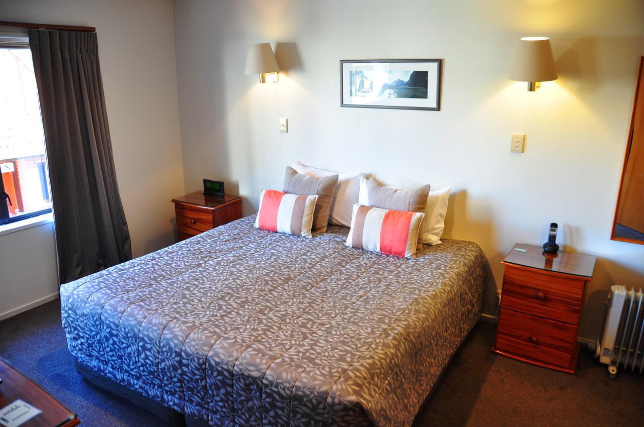 St James Apartments Distretto di Distretto di Queenstown Esterno foto